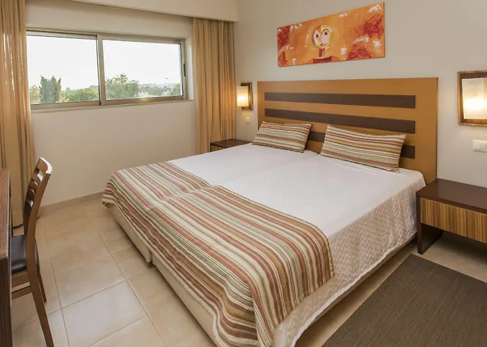 Alfagar Aparthotel 4*