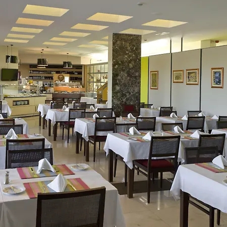 Aparthotel Alfagar 4*