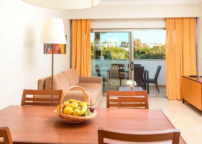 Alfagar Aparthotel 4*