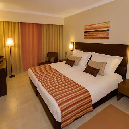 Alfagar Aparthotel 4*