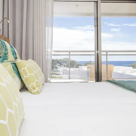 Alfagar Aparthotel 4*